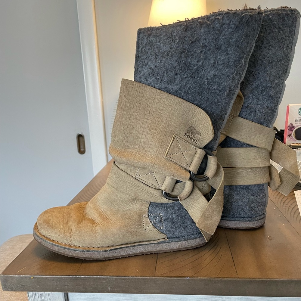 Sorel Chipahko winter boots